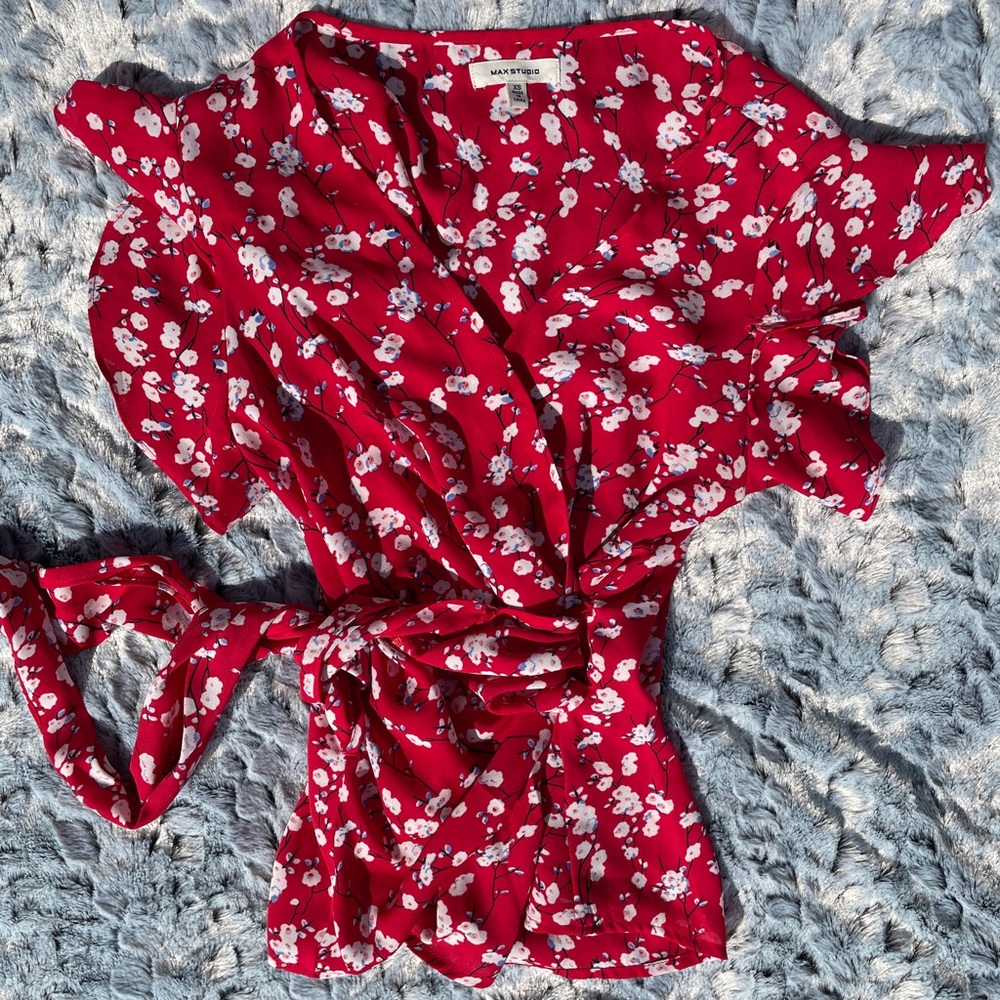 Red blue white blouse. Red blouse. Butterfly top.